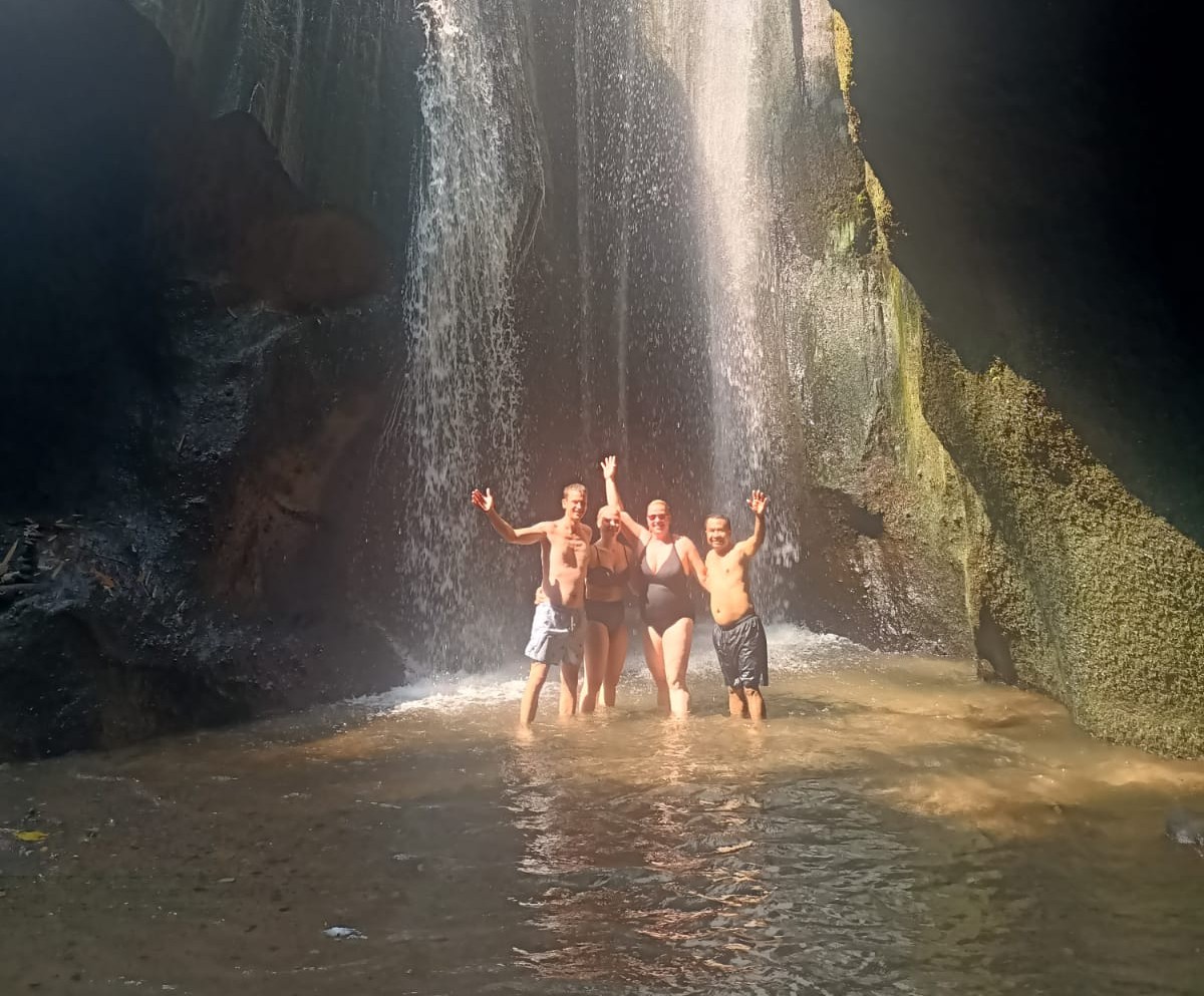 Versteckter Wasserfall